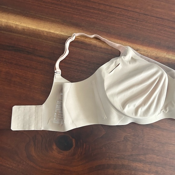 Honeylove Crossover Bra in Sand Size Large 38 B/C - Picture 6 of 10